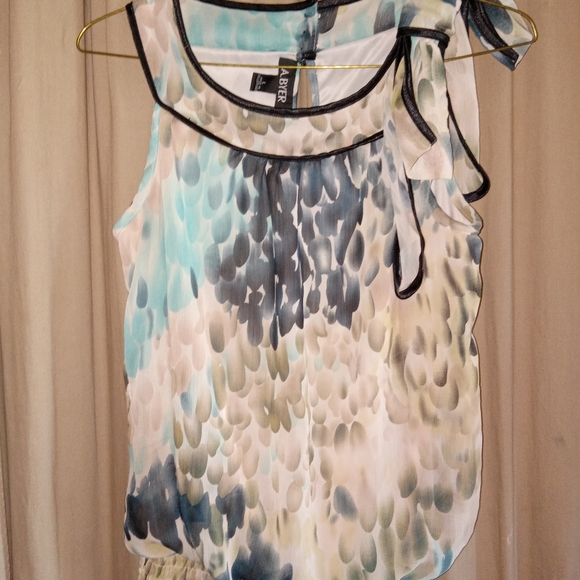 Woman's tank blouse with shoulder accent scrunched waist A Byer - Picture 1 of 8